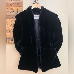 Vintage Intrigue Luxury by Glenoit faux fur luxury coat jacket